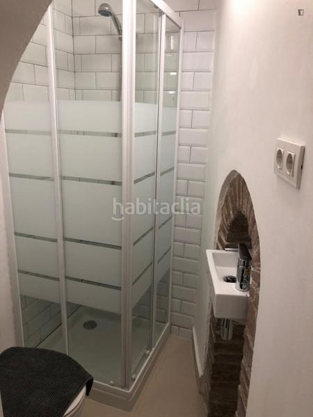 Foto a92b51d1-ef26-41a7-8740-68cb773fbbc3. Location maison dans Sants Barcelona
