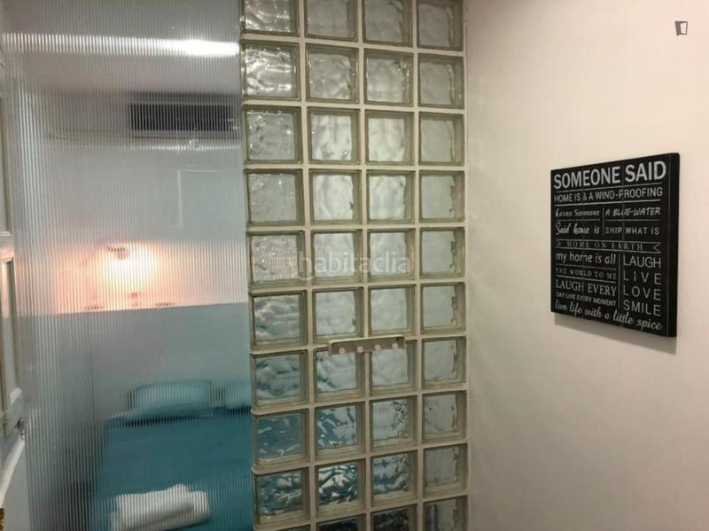 Foto f3fd917f-b957-4883-a4ba-a778835fa975. Location maison dans Sants Barcelona