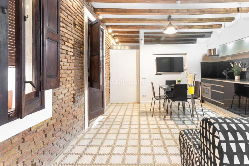 Foto b3c5fe68-9ee4-41a8-97db-5895808b81a1. Alquiler apartamento en Barceloneta Barcelona