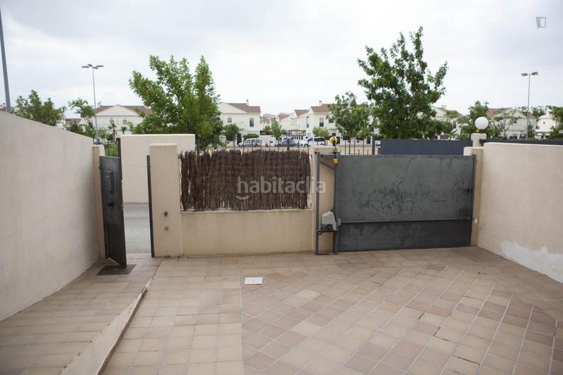 Foto e8e5e903-6bfc-43af-8b34-6ee638515100. Rent house with heating in Puertas del sur - Guadabajaque Jerez de la Frontera