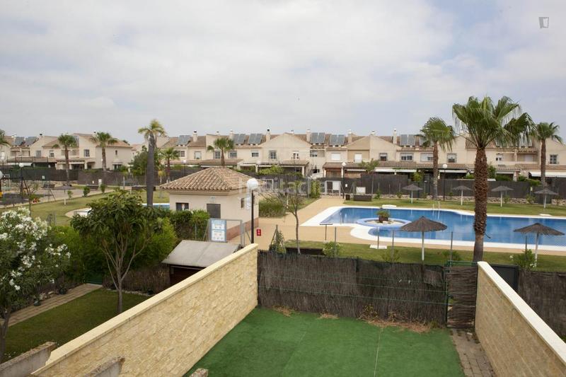 Foto 867546bb-82ee-4138-8579-6305f6694950. Location maison avec chauffage dans Puertas del sur - Guadabajaque Jerez de la Frontera