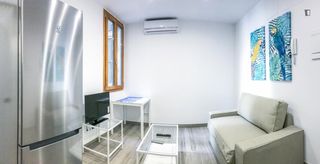 Rent Apartment in Universidad-Malasaña