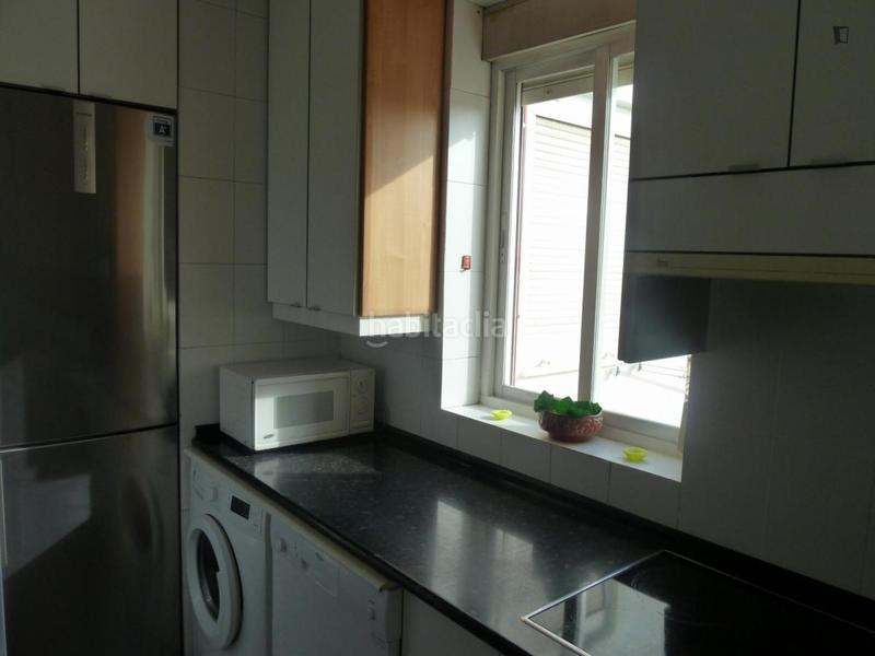 Foto 2c817d47-e390-4cd4-b52b-2e58e0924fc0. Alquiler apartamento en El Viso Madrid