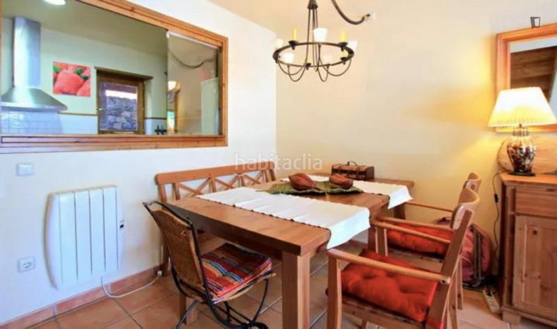 Foto 81f1fe5d-d82d-4fd8-a08a-383d512274de. Rent apartment with heating in Bellver de Cerdanya