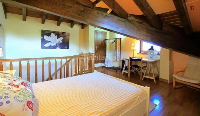 Foto b77566db-17c8-4345-81cf-5cc90d15a678. Rent apartment with heating in Bellver de Cerdanya