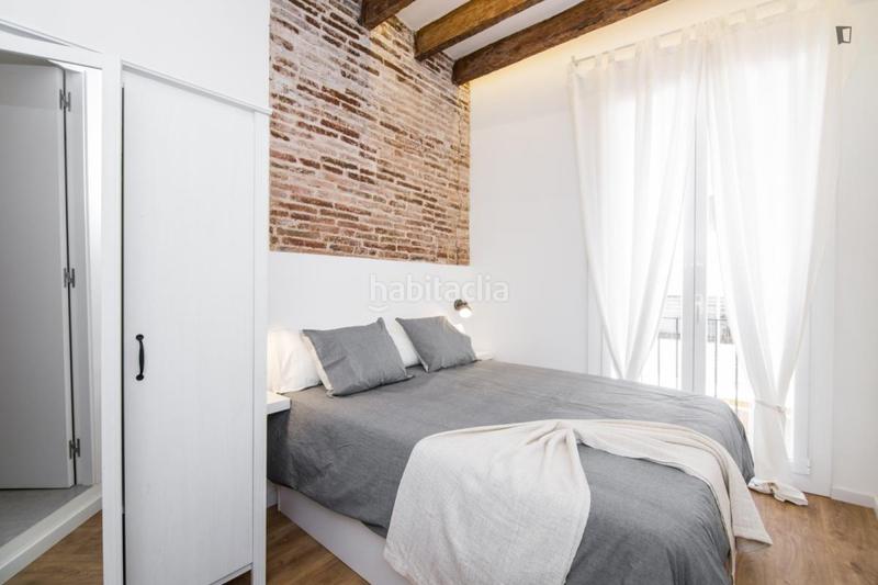 Foto 7c3ccd08-923e-4efb-b64e-4f9666a7a2d3. Alquiler apartamento en El Clot Barcelona