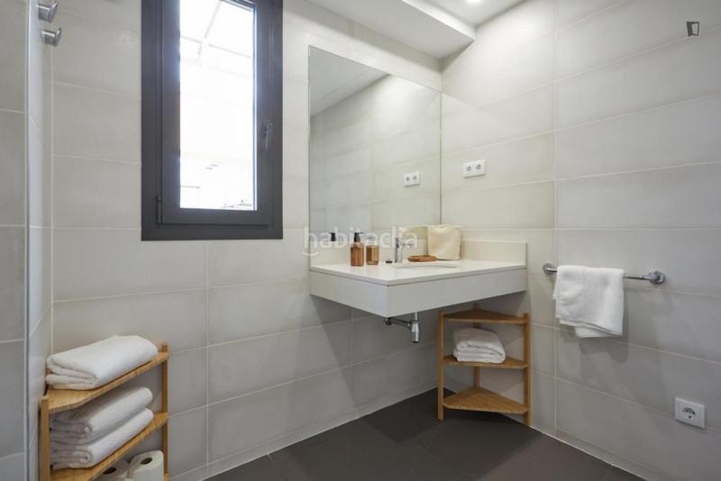 Foto 79508b00-0612-4dc9-9f39-5daaf8c3faf0. Lloguer apartament a La Nova Esquerra de l´Eixample Barcelona