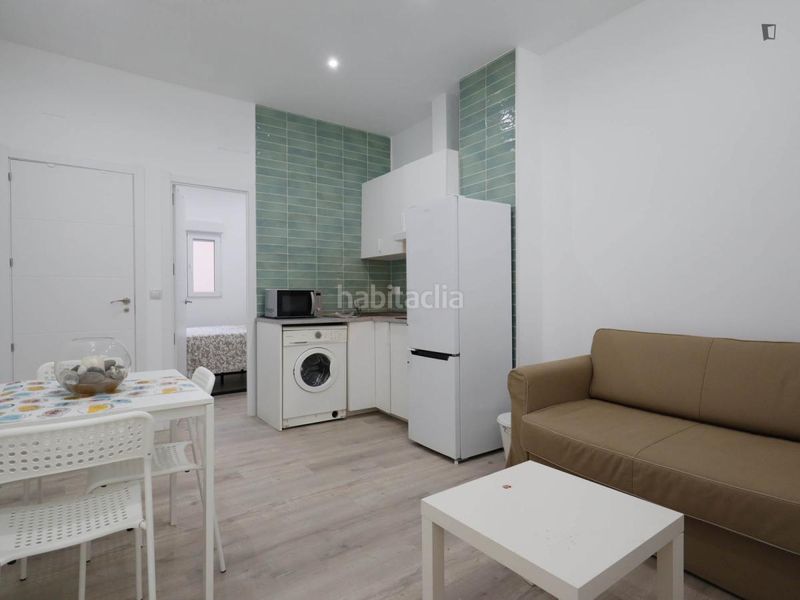 Foto 6d8680ab-13db-474c-8fe9-edf6d375388a. Miete appartement in Puerta del Ángel Madrid