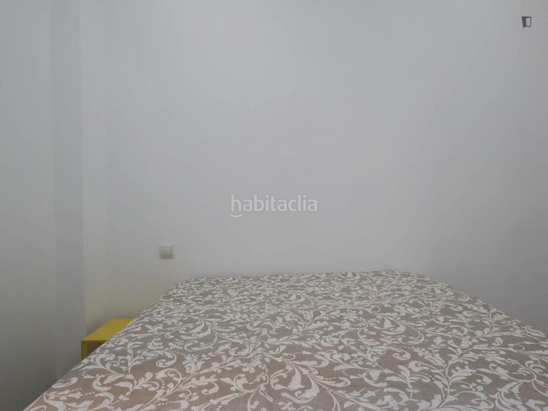 Foto a13c8f38-5588-4591-a453-2deede8a22b6. Miete appartement in Puerta del Ángel Madrid