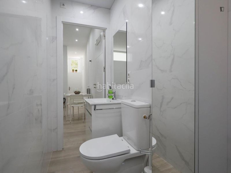 Foto b4967887-0fd5-48e4-8fa1-e8759a8ce10e. Miete appartement in Puerta del Ángel Madrid
