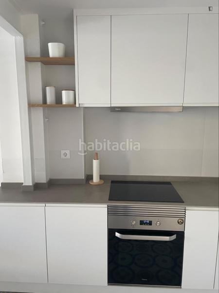 Foto 0def9a3c-6de4-46c1-8378-0b9335dc818c. Miete appartement in El Cabanyal-El Canyamelar Valencia