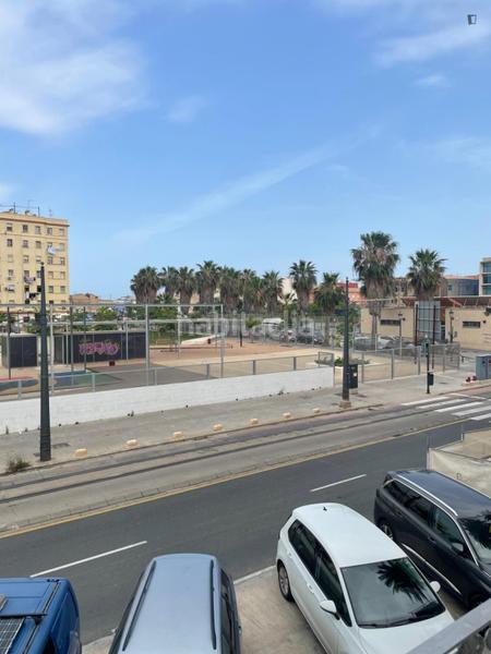 Foto 16f70e71-26bf-4fbc-9bc1-9a7f46f3f8bf. Miete appartement in El Cabanyal-El Canyamelar Valencia