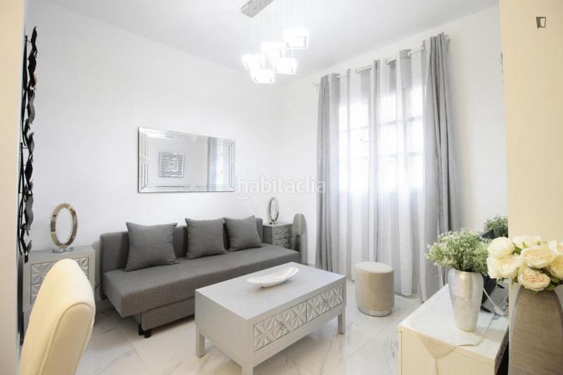 Foto cf3f9302-60c1-42e7-8ece-649f22a8abc8. Lloguer apartament amb calefacció a Bellas Vistas Madrid