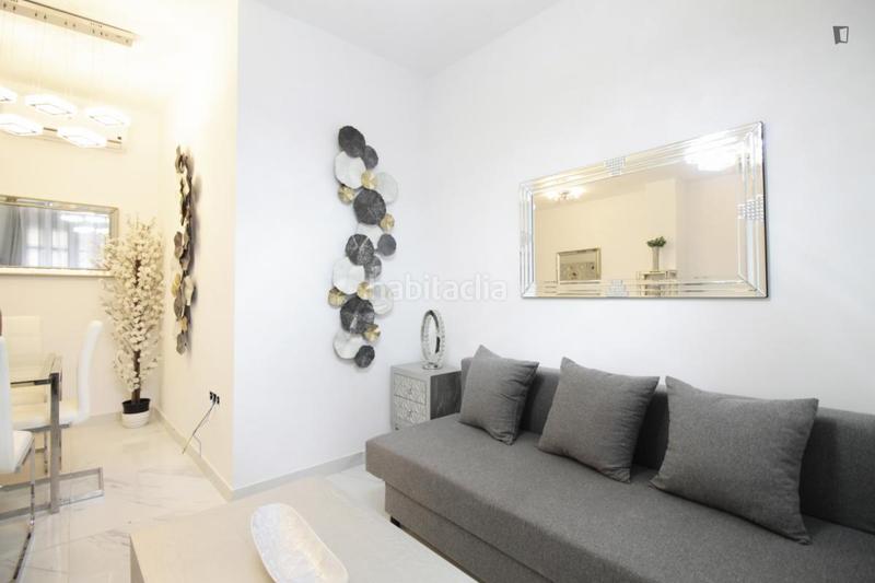 Foto da10fd6b-f843-40ab-8139-2d5d6bddf9e7. Lloguer apartament amb calefacció a Bellas Vistas Madrid