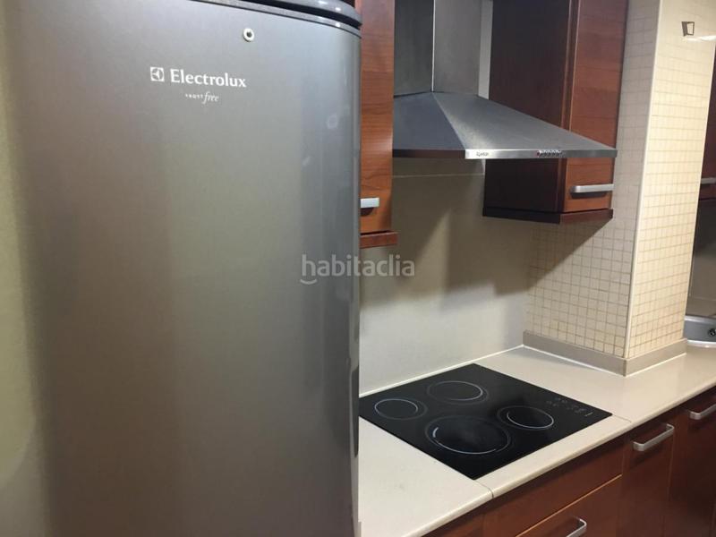 Foto 557bb23d-a40f-4386-9339-4d2bad1cfefb. Location appartement avec chauffage dans Zona Esportiva Terrassa
