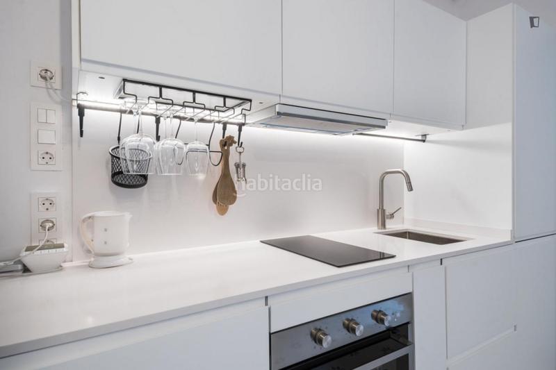 Foto 23283456-f149-4fa2-b037-f306c3cb03e6. Alquiler apartamento en Barceloneta Barcelona