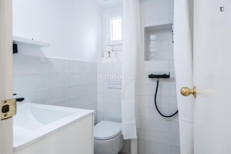 Foto a461ccfe-77fd-4506-8187-f48ba5efc355. Alquiler apartamento en Barceloneta Barcelona