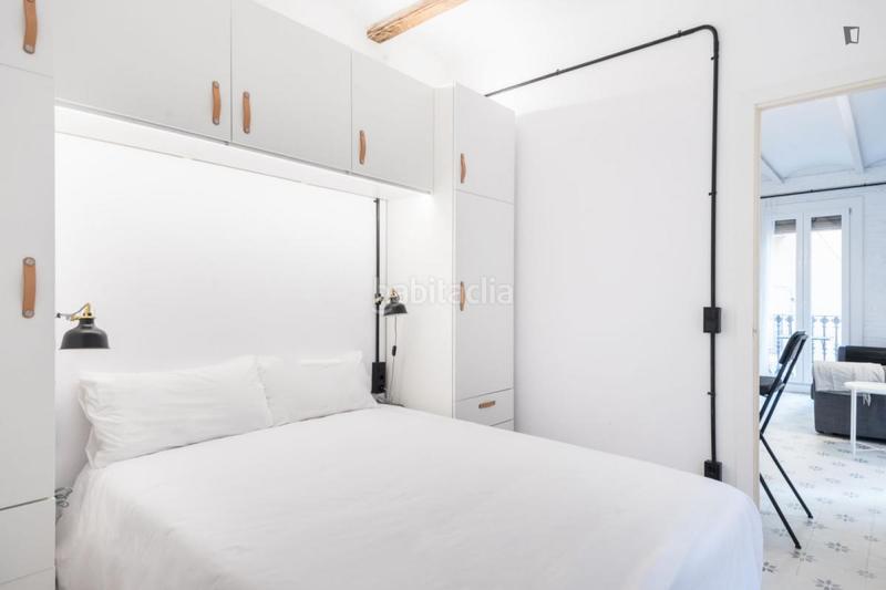 Foto b524c3d3-884b-4f47-90f3-f49a2d6e8c2f. Alquiler apartamento en Barceloneta Barcelona