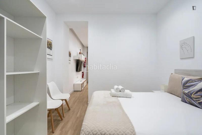 Foto bfc7c88b-ec5a-49fb-815f-7bf760f93498. Location appartement dans Guindalera Madrid