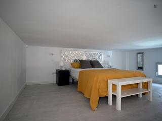 Rent Studio in Villaverde Alto