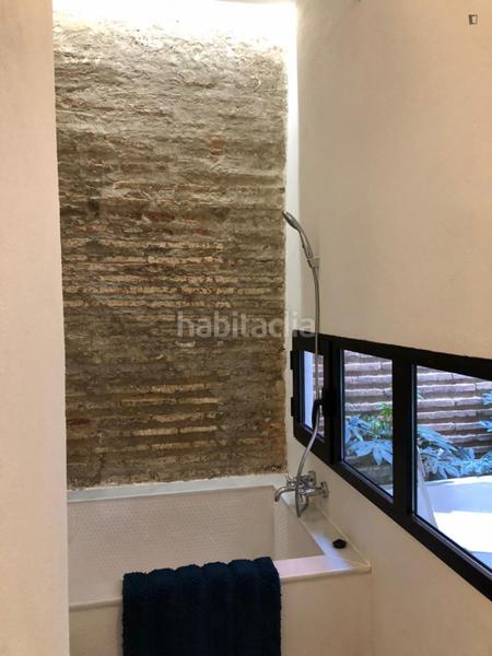 Foto fd52ee6d-b099-4edd-9838-8f32793e93db. Rent studio in El Cabanyal-El Canyamelar Valencia