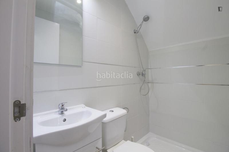 Foto 69198c3a-51ff-431b-ad57-64f42a84310a. Alquiler apartamento en Pradolongo Madrid