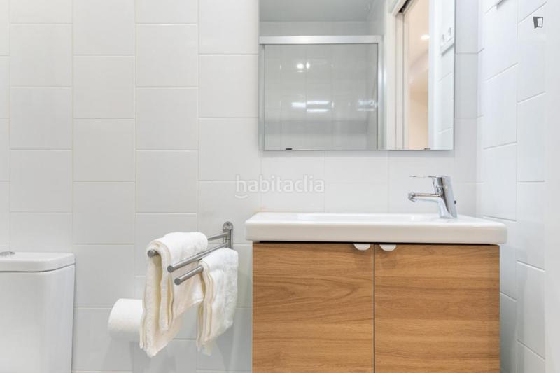 Foto 3a804a46-6bb3-4510-bcb0-4280f3a19264. Rent apartment with heating in El Poble Sec - Parc de Montjuïc Barcelona