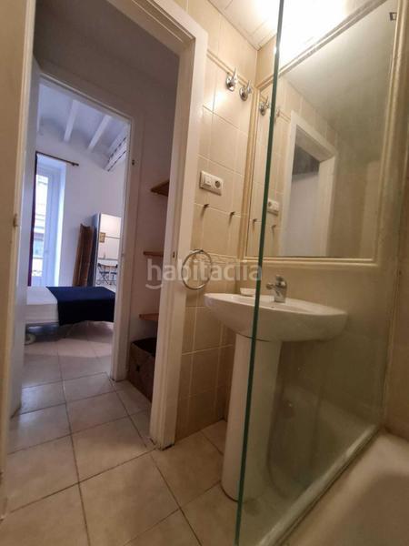 Foto 58cdeb93-4f6f-45cc-a59b-20efe556c9e5. Location studio dans Raval Barcelona