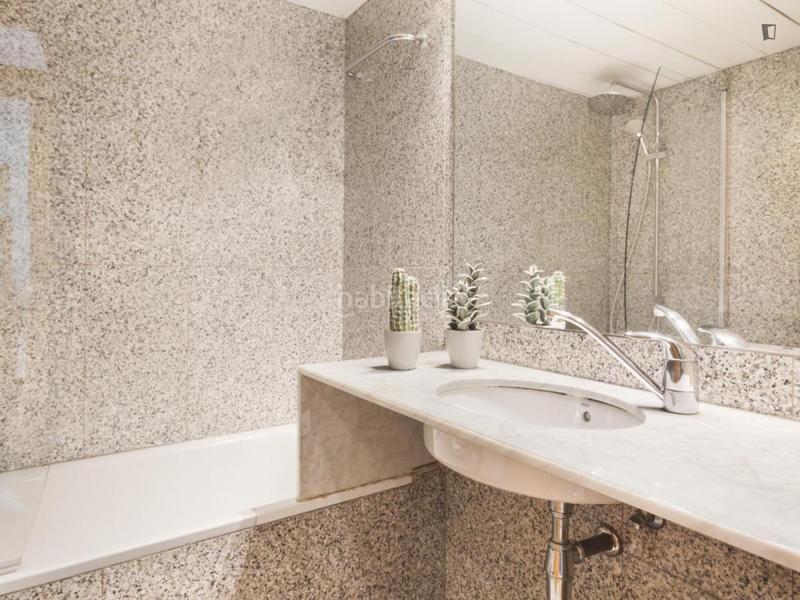 Foto fc7d0dd1-926a-436f-a410-bc5b7a59a9e1. Affitto piccolo appartamento con riscaldamento in Barcelona