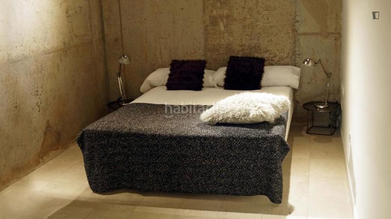 Foto ccff9d94-d92c-405f-a6fb-155ff9ed8285. Alquiler estudio en Fort Pienc Barcelona