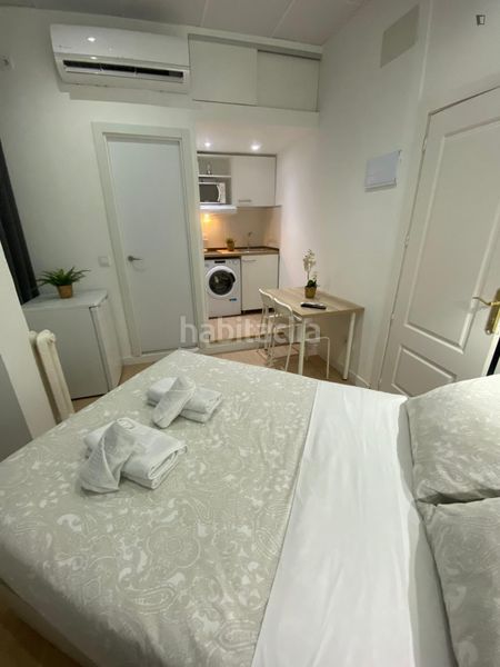 Foto 49e687a1-cbc7-4acb-b892-744c0b8301b5. Miete studiowohnung mit heizung in Gaztambide Madrid