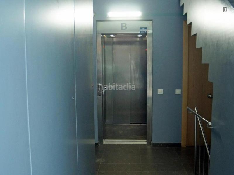Foto f1e3c7d4-4bea-4ea7-aef8-dc7dd1177578. Location studio dans Fort Pienc Barcelona
