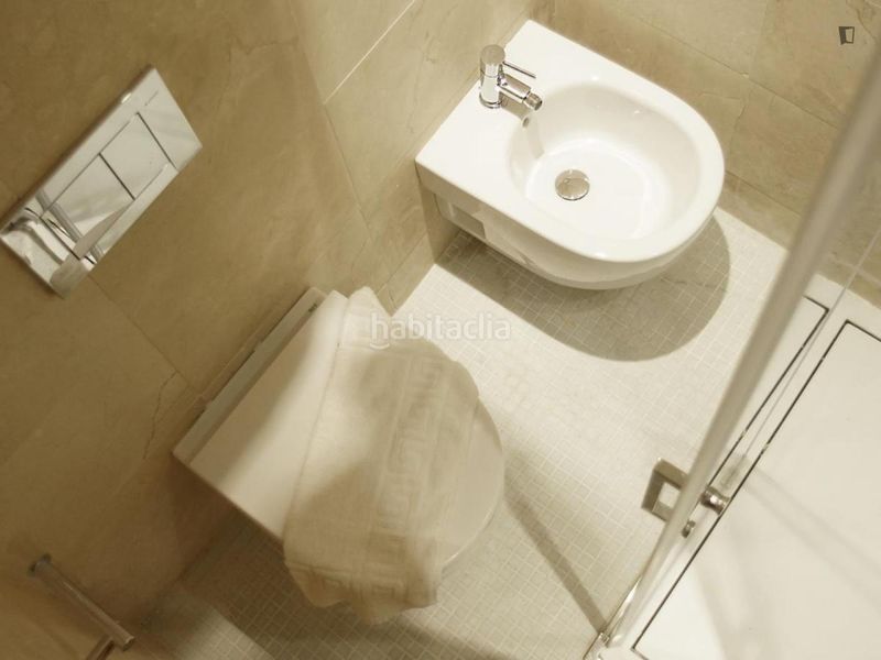 Foto 6d64ab96-e328-4d18-8b92-27a86bcd9958. Rent studio in Fort Pienc Barcelona