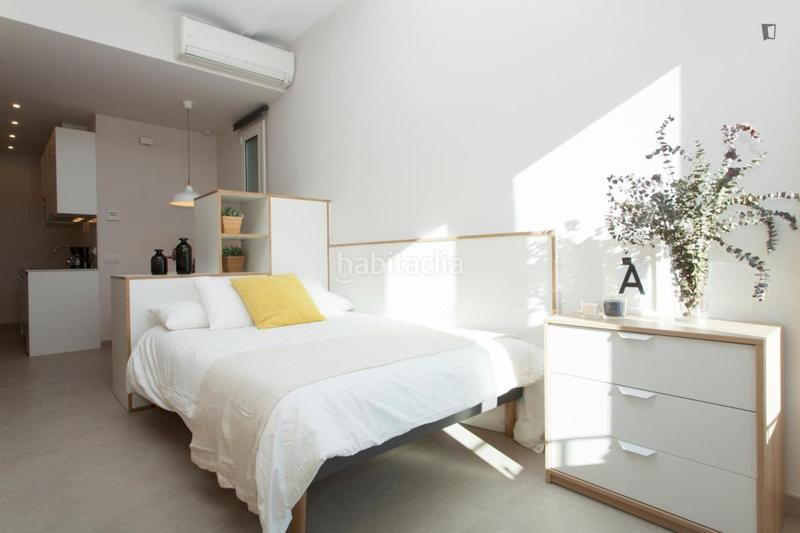 Foto b08f7518-f112-4b43-b083-1f526a9ae404. Alquiler apartamento en Sagrada Família Barcelona