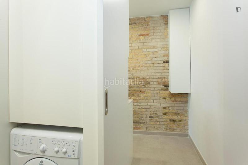 Foto d1a6384b-b0d8-4f7f-aa38-7ec9ebbb6656. Alquiler apartamento en Sagrada Família Barcelona