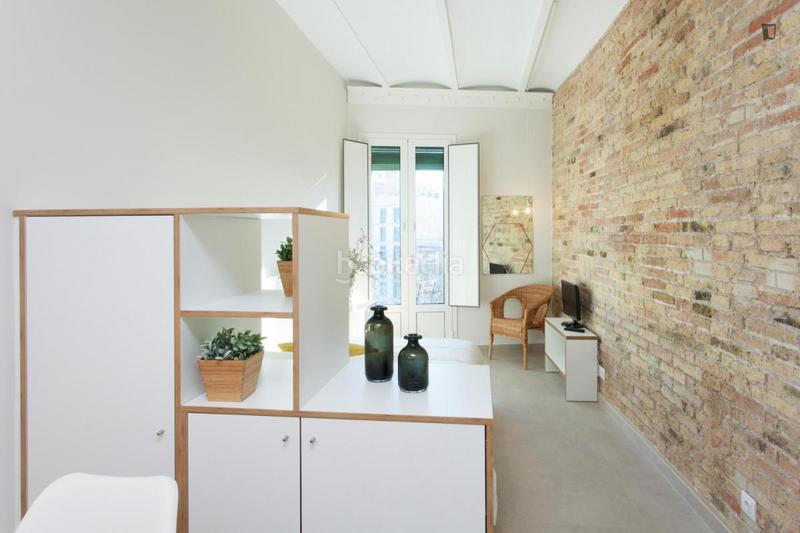 Foto df2c707b-692f-4933-a91f-5cdcbdf94b8e. Alquiler apartamento en Sagrada Família Barcelona