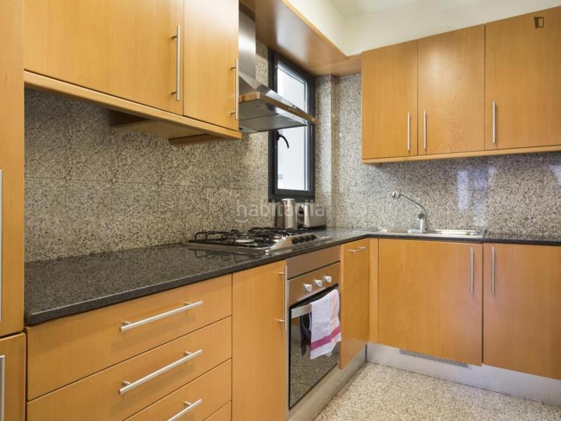 Foto 61bddfff-8d34-4f3e-997c-ff7f8f1835d9. Alquiler apartamento en Sant Gervasi - Galvany Barcelona