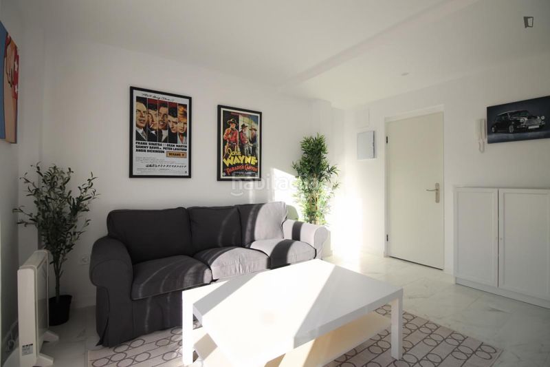 Foto a08db53b-7874-4ded-8684-f4499993c1dc. Lloguer apartament a Moscardó Madrid