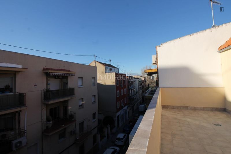 Foto b7e6a6eb-62b1-4533-a678-b33aa3b91d47. Lloguer apartament a Moscardó Madrid