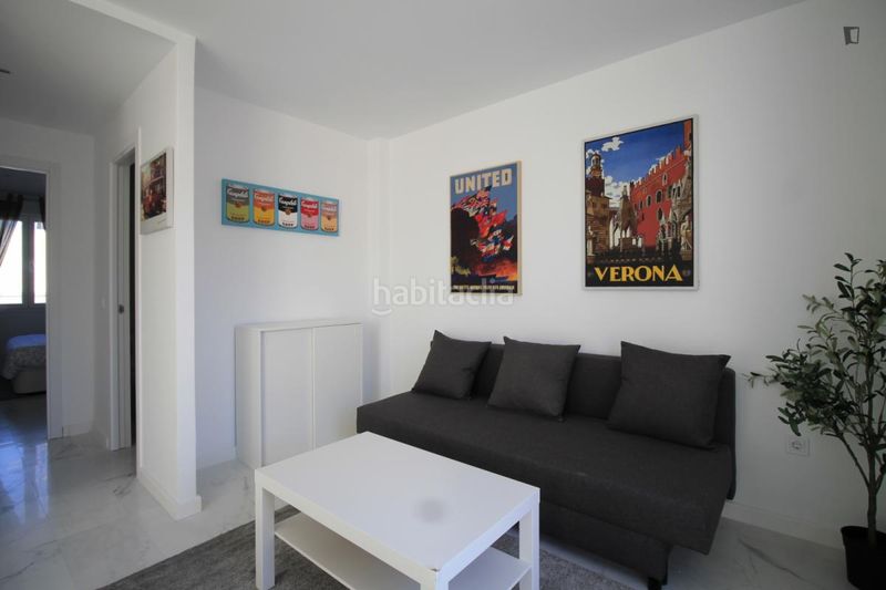 Foto e10b6569-a03c-49af-b421-5781aa04f281. Lloguer apartament a Moscardó Madrid