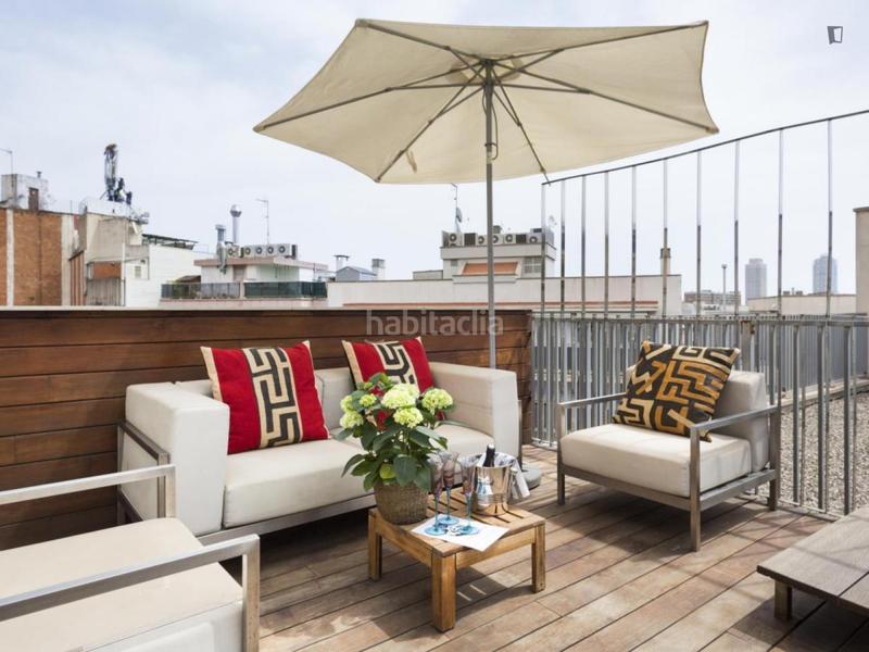 Foto 372bb938-c151-406c-a23f-7412e25bf057. Rent apartment in Fort Pienc Barcelona