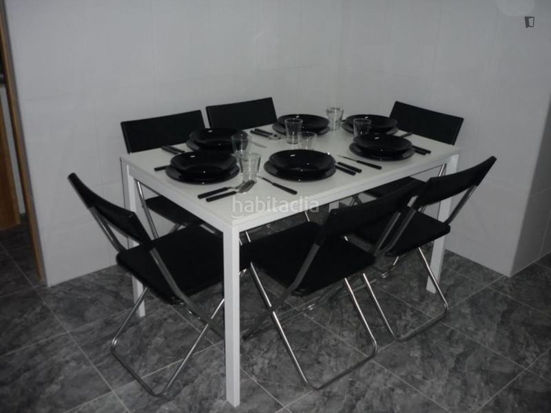Foto 9a22b671-3cb4-4b79-9c8a-7e49df8d7f1d. Lloguer apartament a Sol Madrid