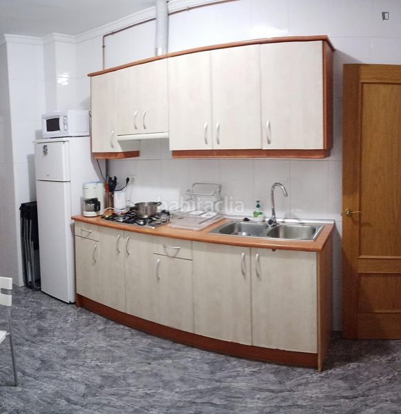 Foto d15a2591-e31a-4a5a-a81a-3b0a3464504d. Lloguer apartament a Sol Madrid