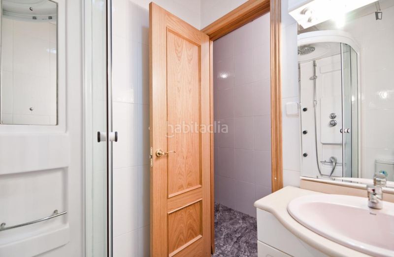 Foto dbd6606e-2ee7-4dd5-9ee4-d4e1dd5f3976. Lloguer apartament a Sol Madrid