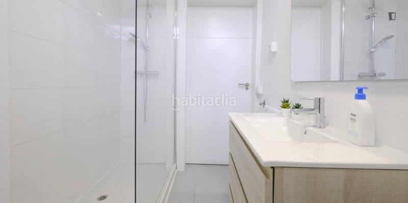 Foto 26d862e7-890d-44b0-be71-3db2100b125e. Alquiler estudio en Pueblo Nuevo Madrid