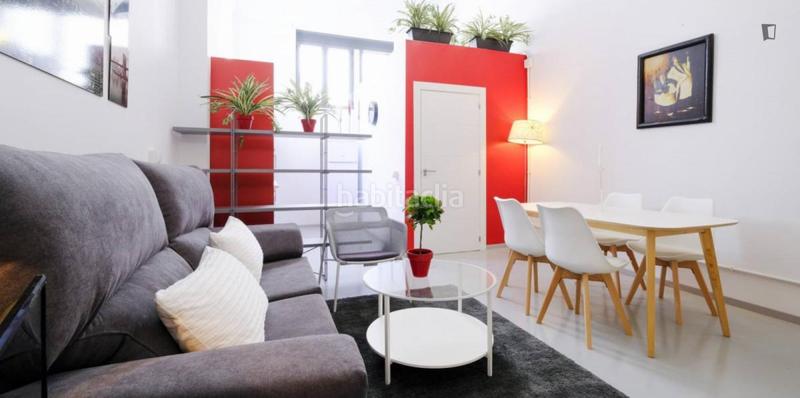 Foto bfbd3ad8-edf5-457e-8358-5d9b575cde61. Alquiler estudio en Pueblo Nuevo Madrid