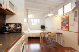 Miete Studiowohnung in St. Pere - Sta. Caterina - El Born