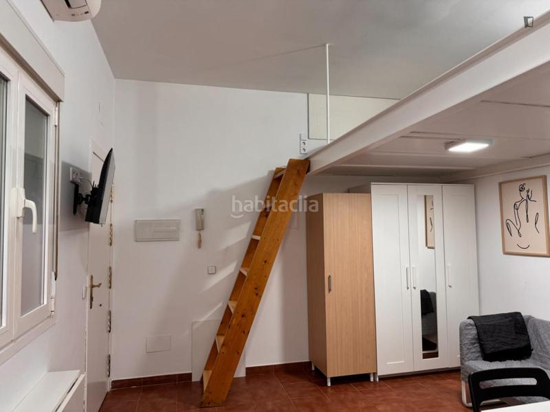 Foto 48749627-471e-4262-8d18-d96c0d68395e. Lloguer estudi a Embajadores-Lavapiés Madrid