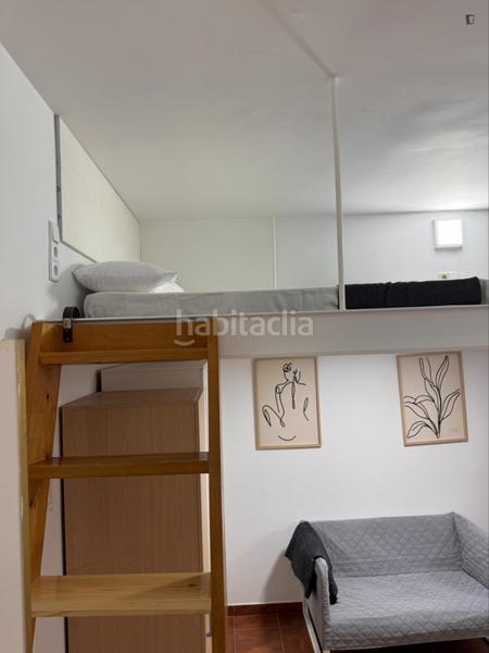 Foto c9c0e8ce-ae60-4cc1-a9f3-18765f0b159b. Rent studio in Embajadores-Lavapiés Madrid