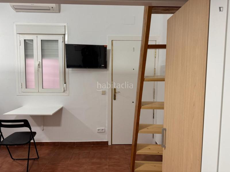 Foto eee6e17c-a858-46d2-9e53-9910b37229f9. Rent studio in Embajadores-Lavapiés Madrid